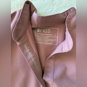 Figs mineral mauve Rafaela Scrub Top size s